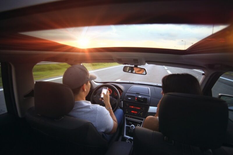 Building from the Ground Up: What Should I Do if I’m in an Accident Caused by a Distracted Driver? Building from the Ground Up: What Should I Do if I’m in an Accident Caused by a Distracted Driver?